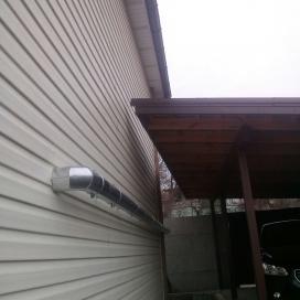 Установка твердотопливного котла, дымохода