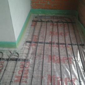 Монтаж демферной ленты для теплых полов